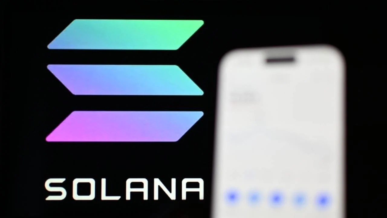 Solana Hits 14M Stablecoin Holders as Card Volume Tops $1B