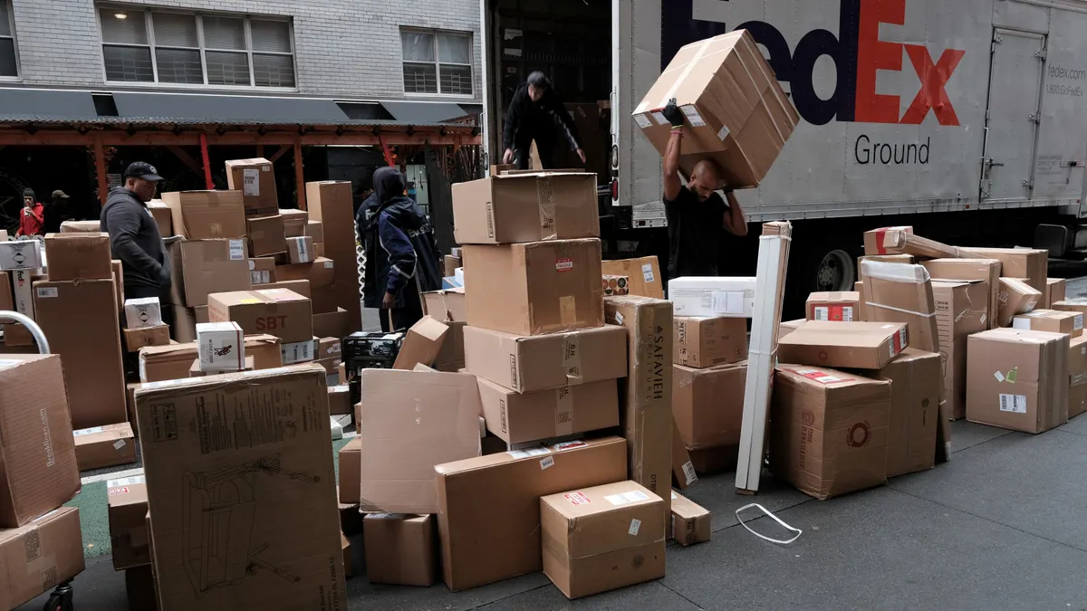 Stripe, FedEx team on SMB lending