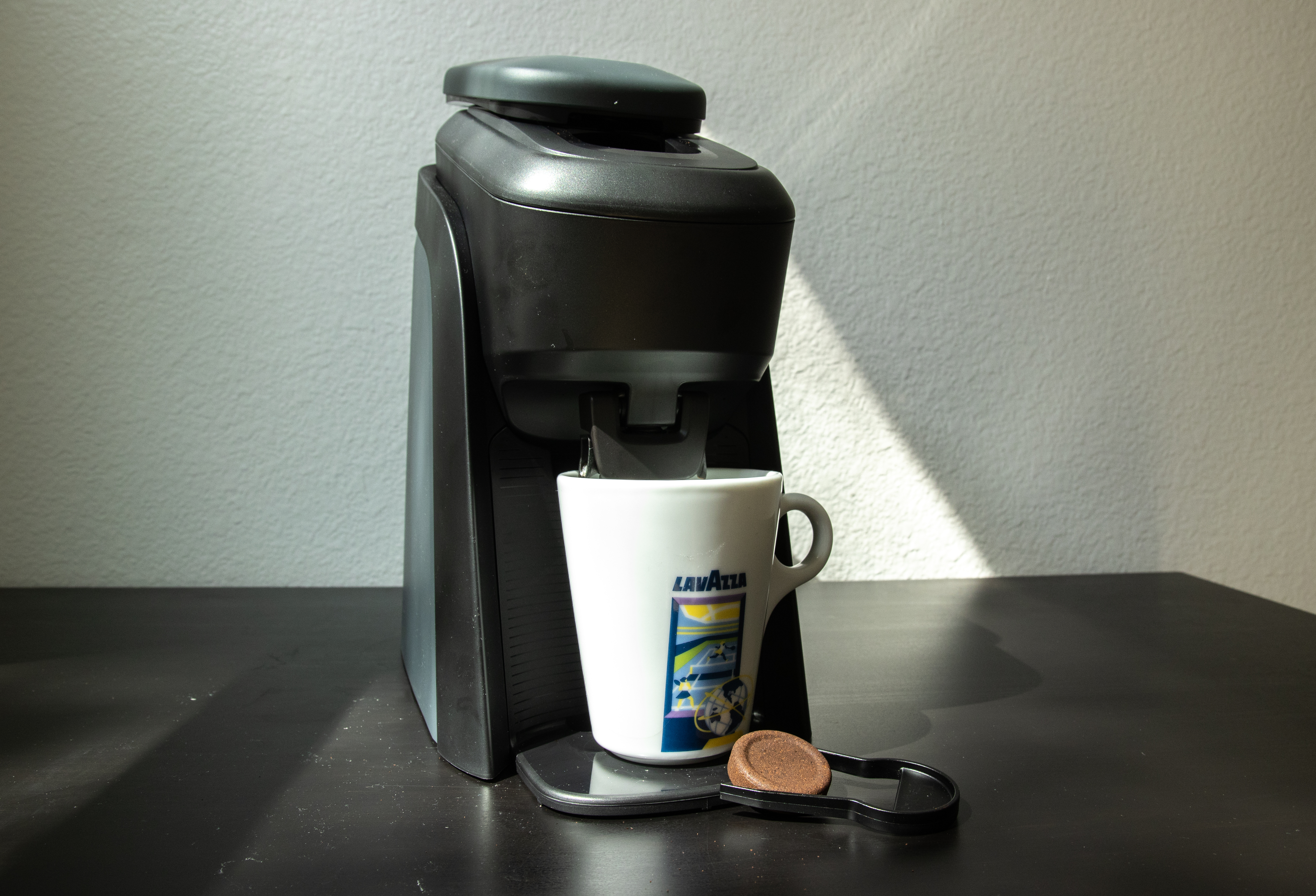 Our Coffee Guru Loved This New Compostible Pod Brewer. It’s Down to $58 for Prime Day