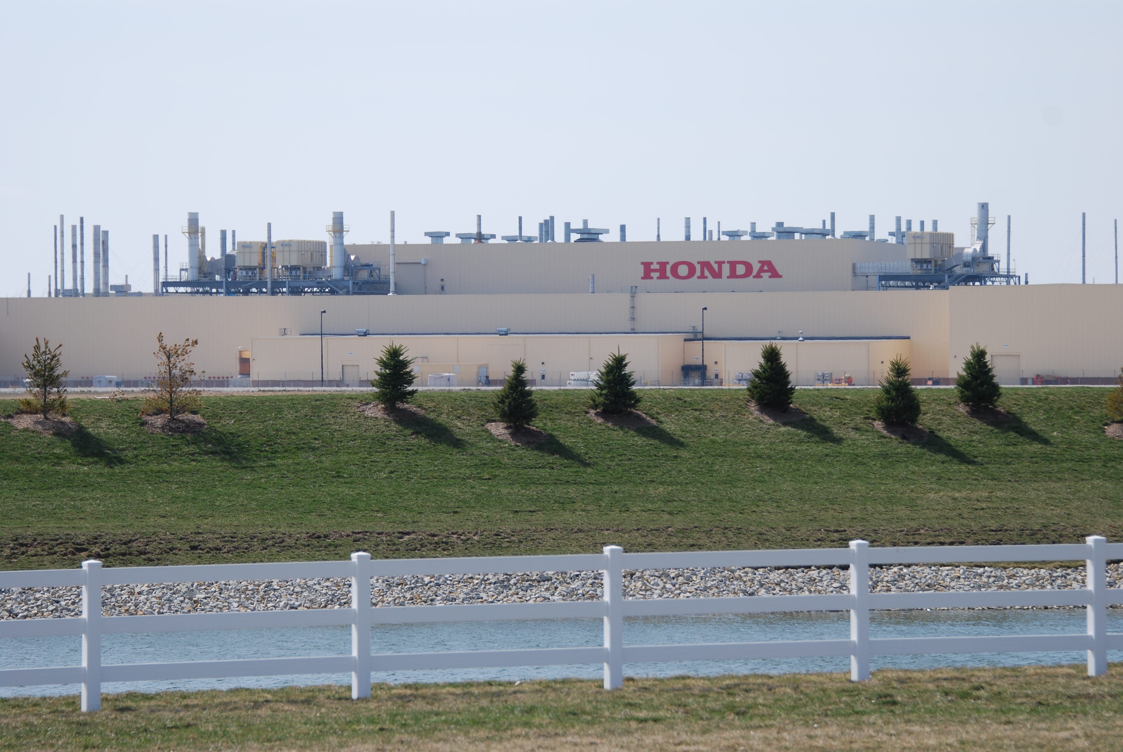 Honda Reportedly Delays Production of the Next-Gen CR-V Hybrid