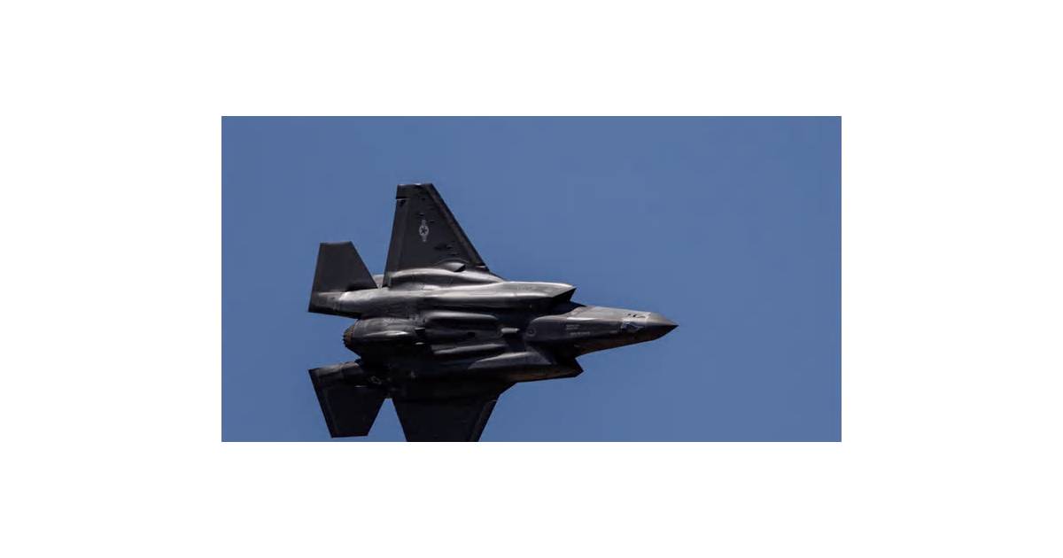 UPS Worker Missed Security Email, Letting China Get F-35 Parts