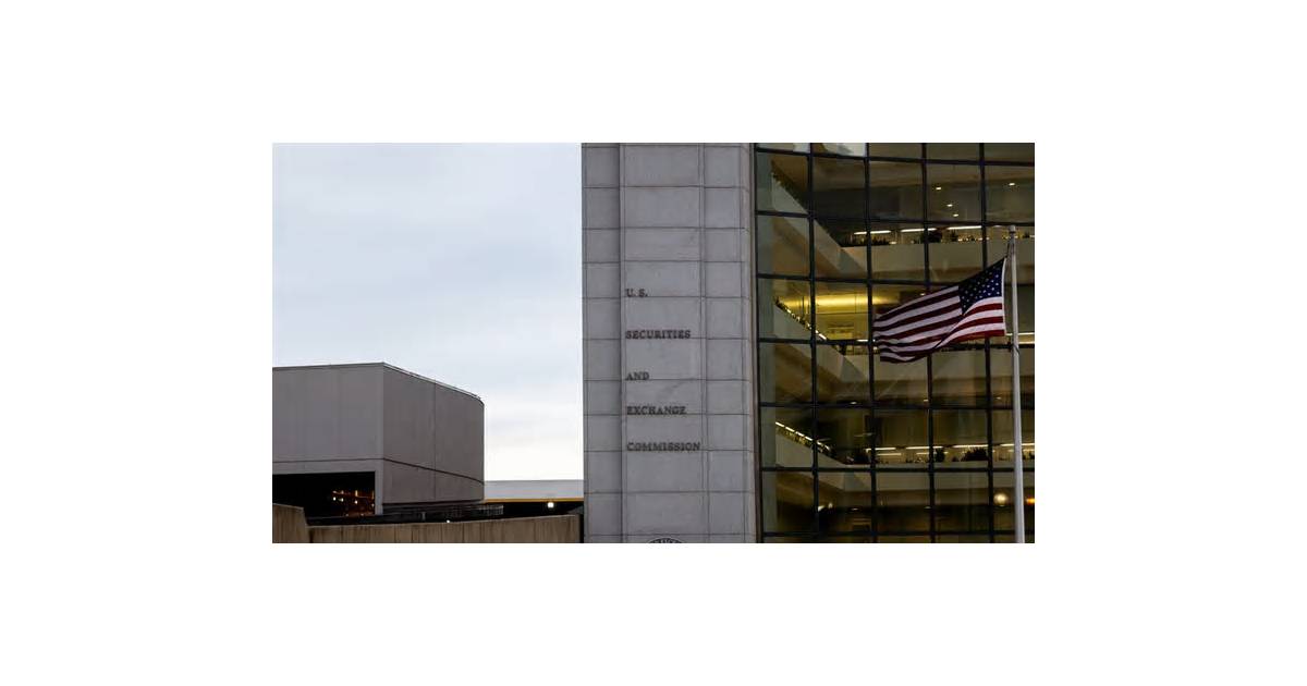 SEC Warns Activist Investors After Climate Push at Exxon