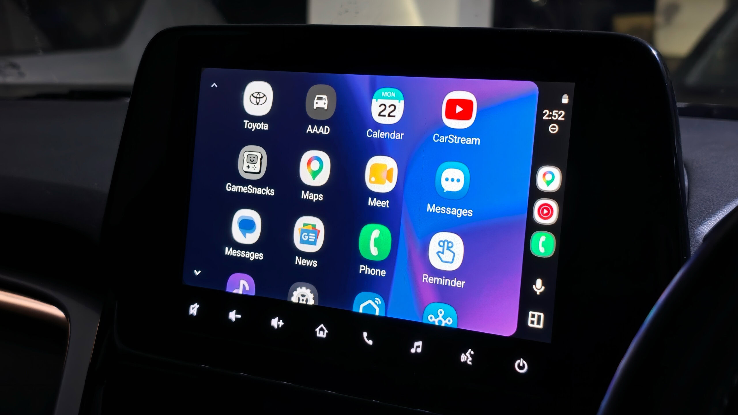 This new app promises to bring Netflix to Android Auto