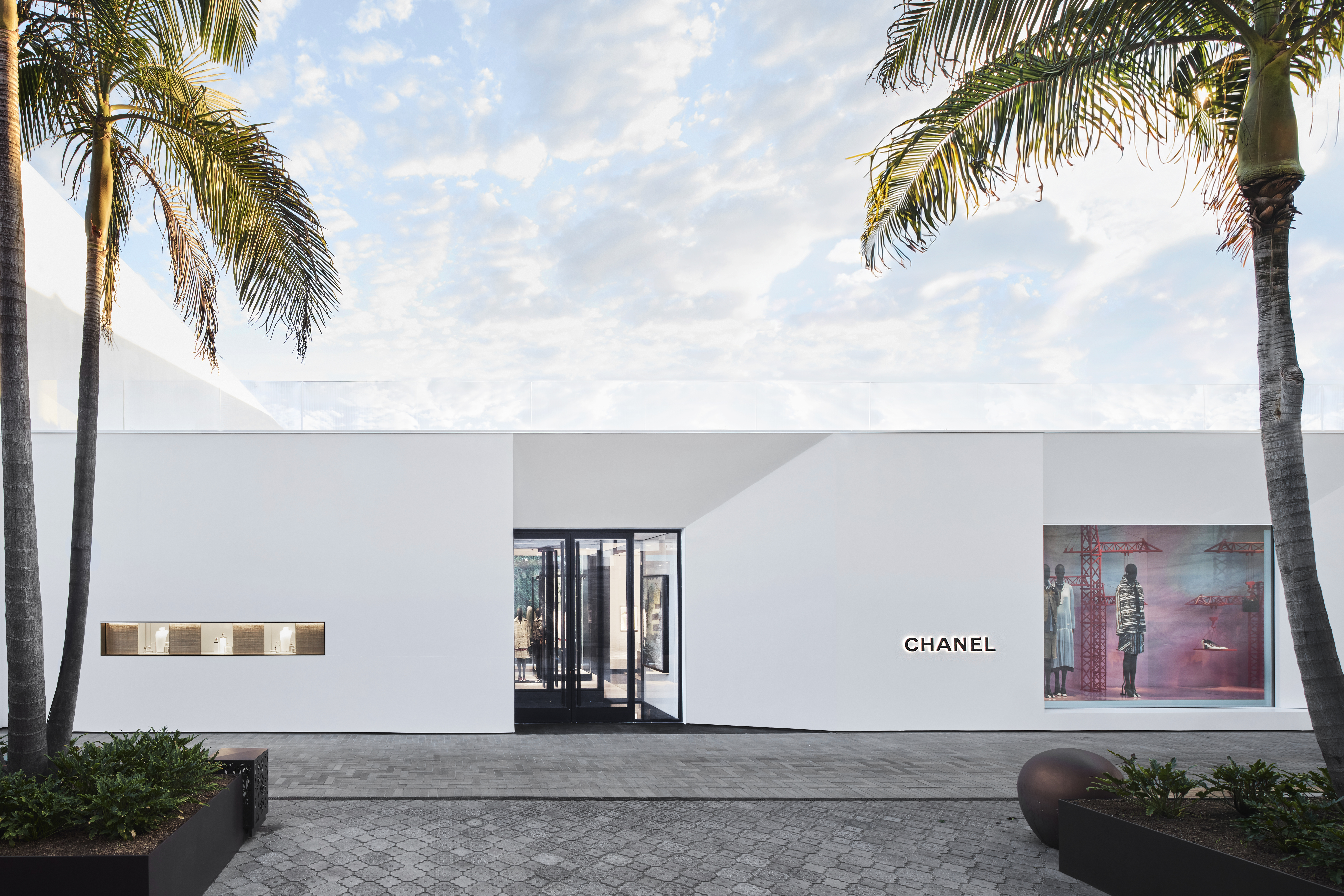 Chanel Opens New Boutique in San Diego Designed by Peter Marino, Highlighting Indoor-Outdoor Quality