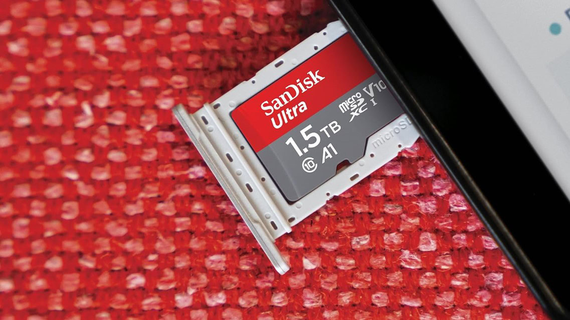 Readers vote this Android phone as the best with microSD storage
