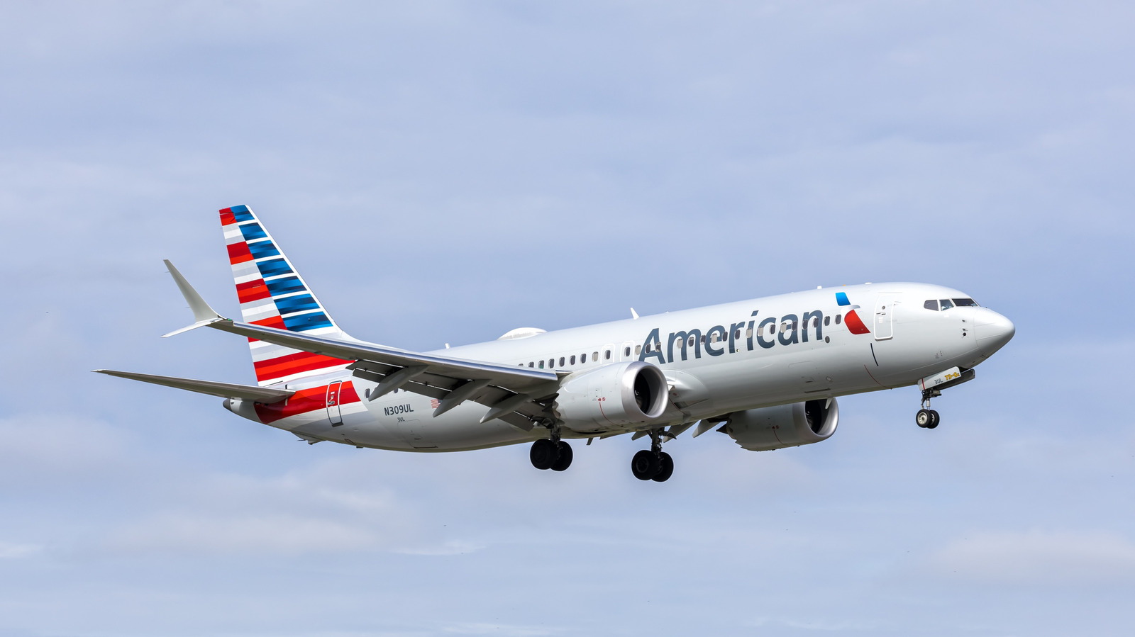 American Airlines is bringing Starlink Wi-Fi to its entire mainline fleet in 2027