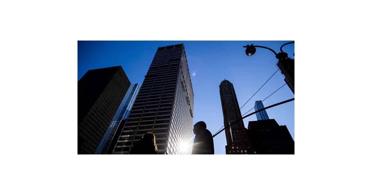 Blackstone Collects $1 Billion for Credit Continuation Fund