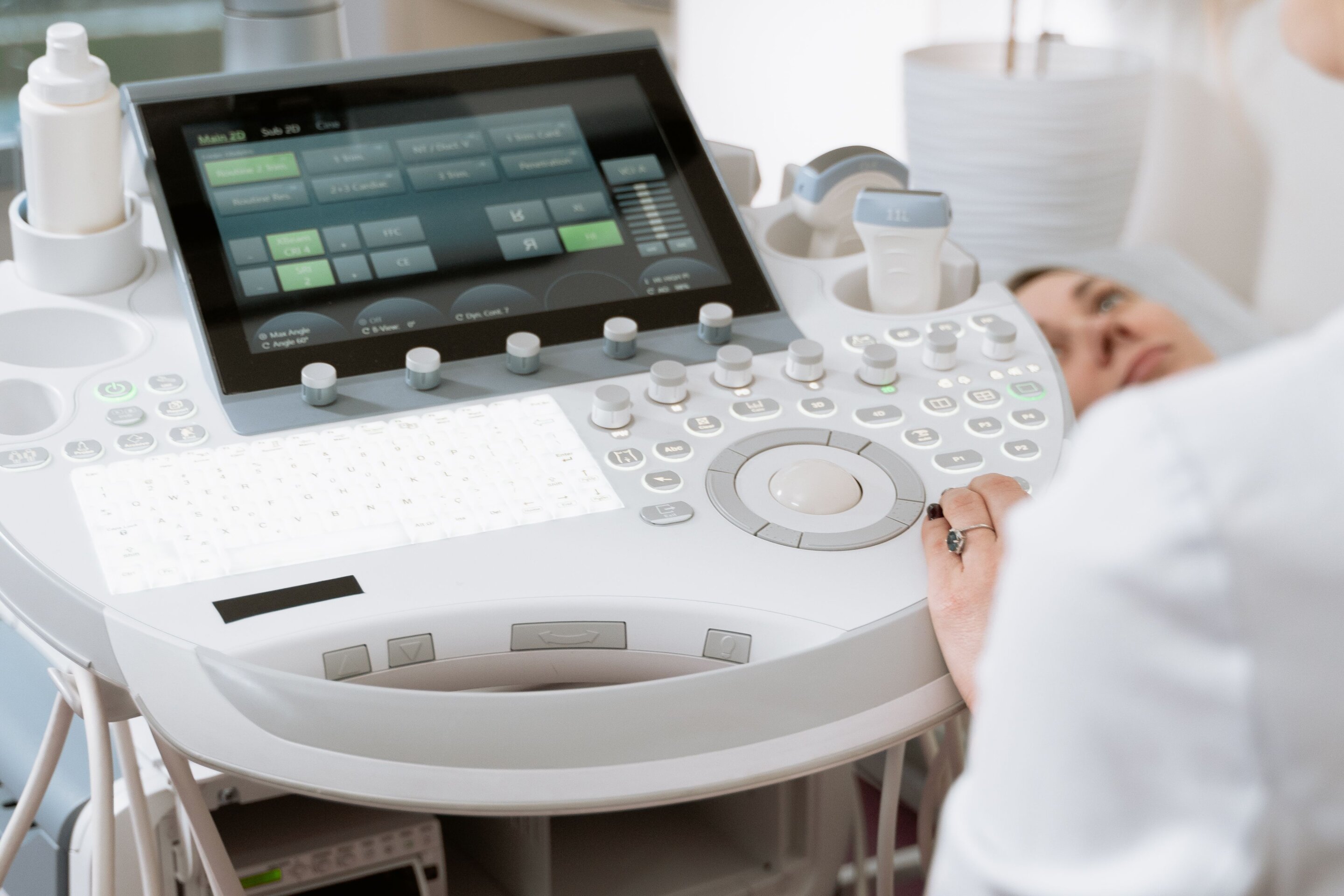 Automated breast ultrasound is effective alternative to handheld ultrasound for breast cancer screening, study finds