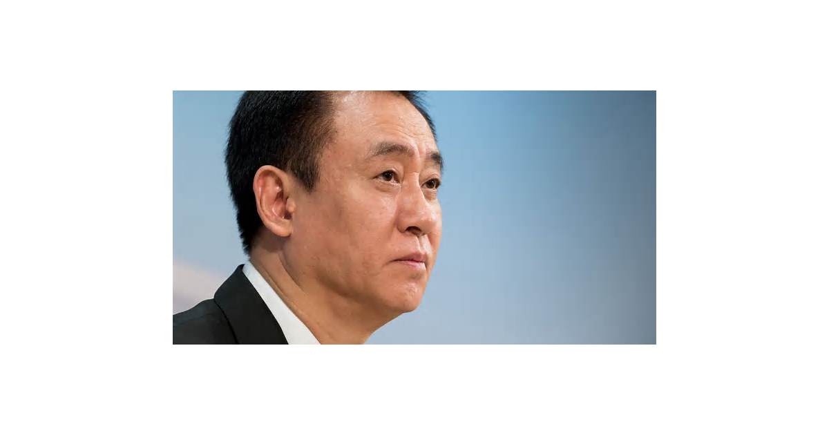 Evergrande Founder’s Former Ally Sues to Recoup $1.3 Billion