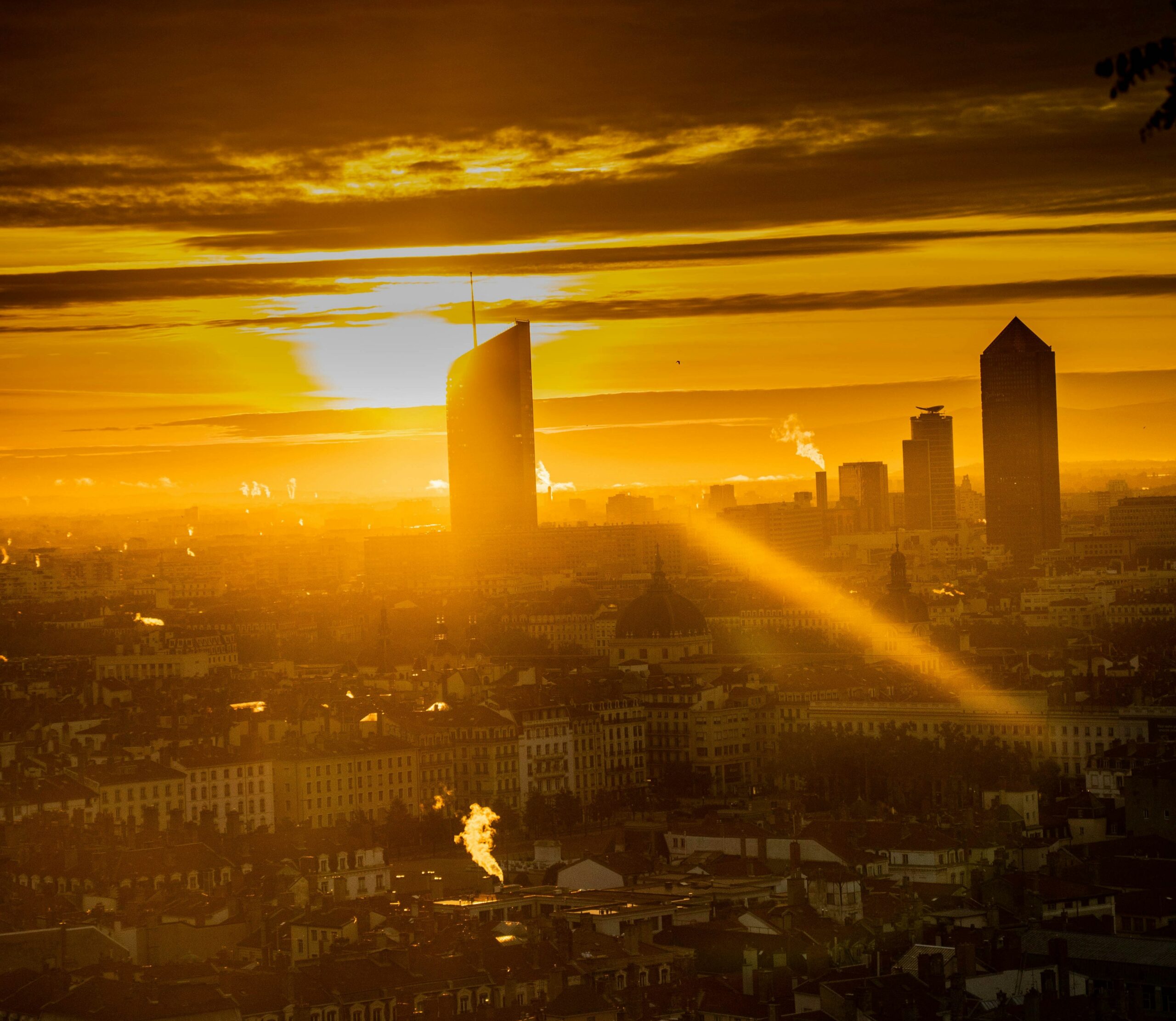 French solar tender prices drop sharply in latest rounds