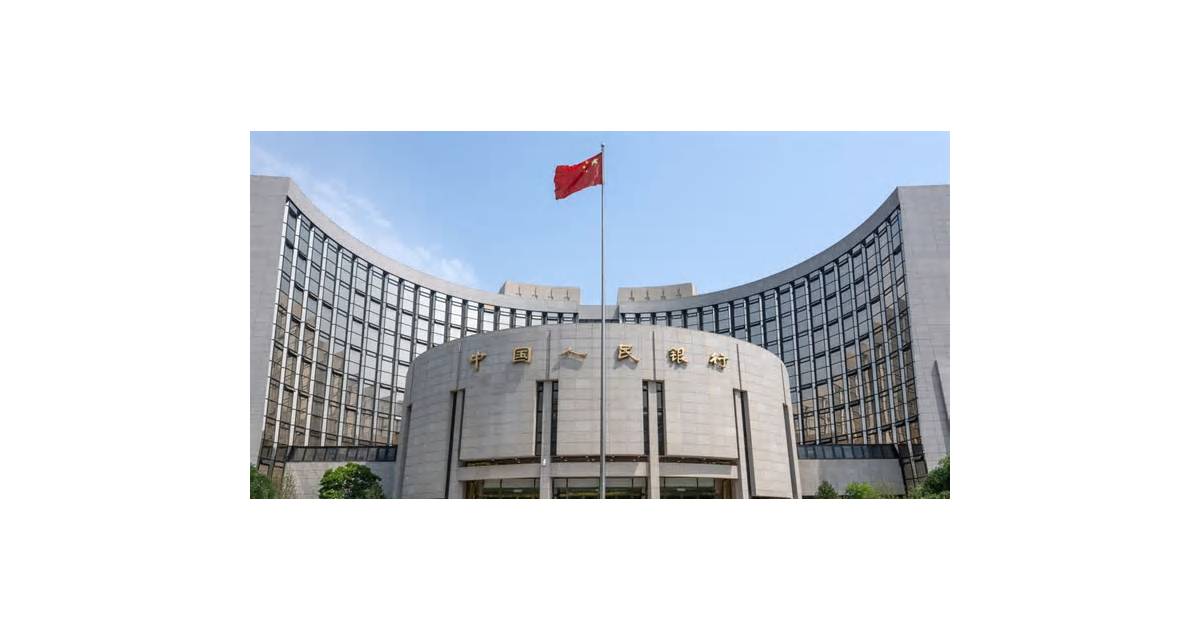 Yuan Hits Four-Year High Versus Basket as PBOC Backs FX Policy