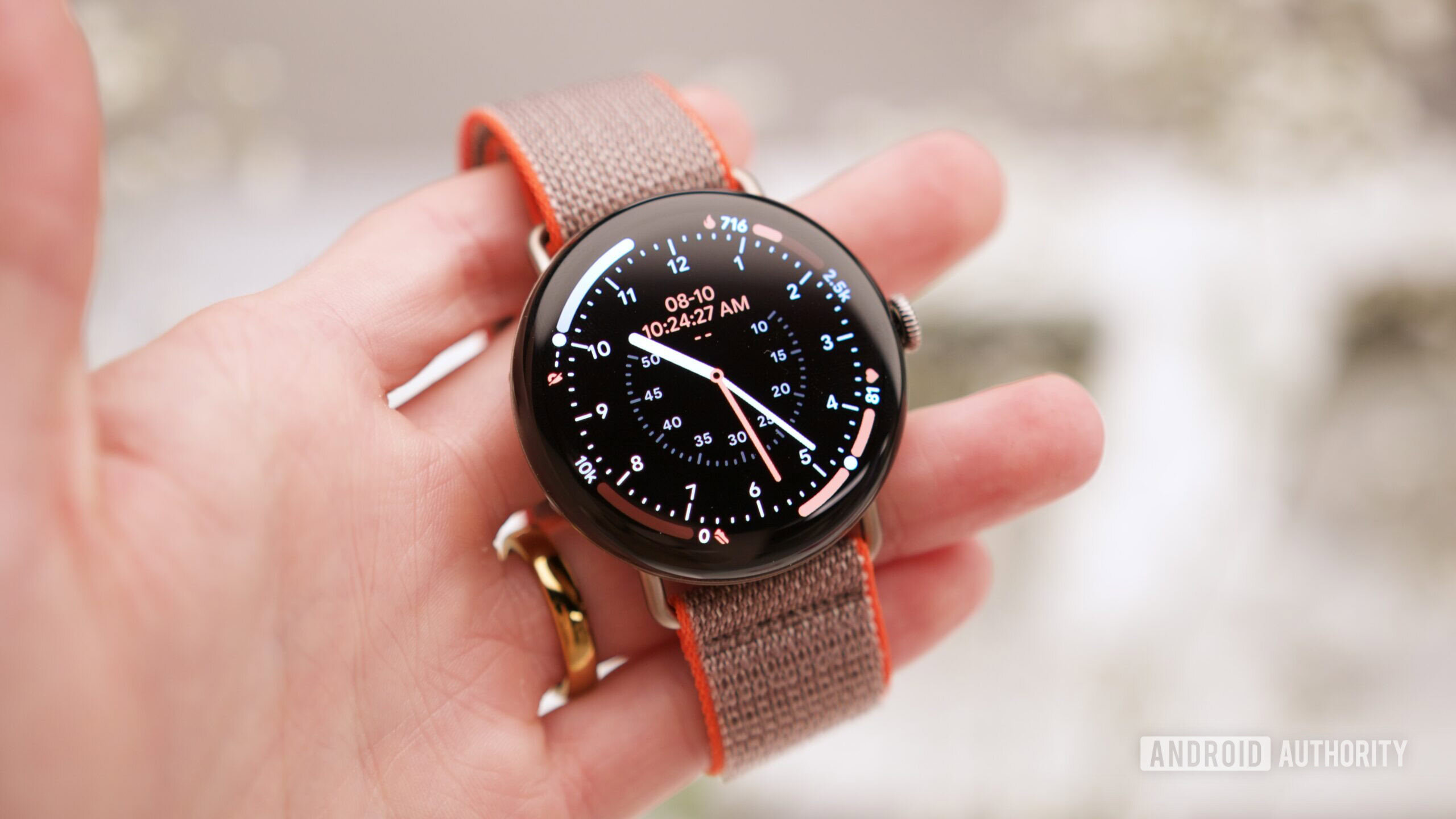 Google’s newest Pixel watch faces are starting to reach older Pixel Watch models