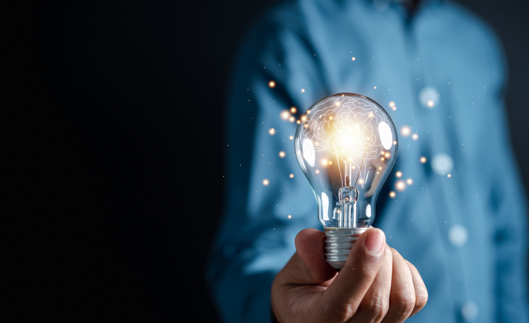 What Life Sciences Commercial Teams Can Learn from Digital Health