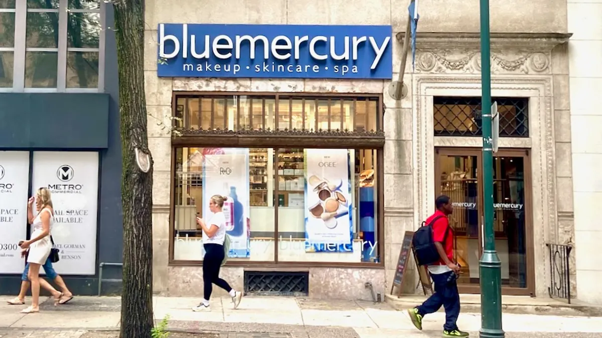 Bloomingdale’s merchant jumps to Bluemercury