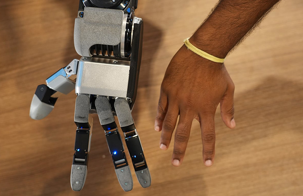 Boston Dynamics gives more insight into its redesigned humanoid hand
