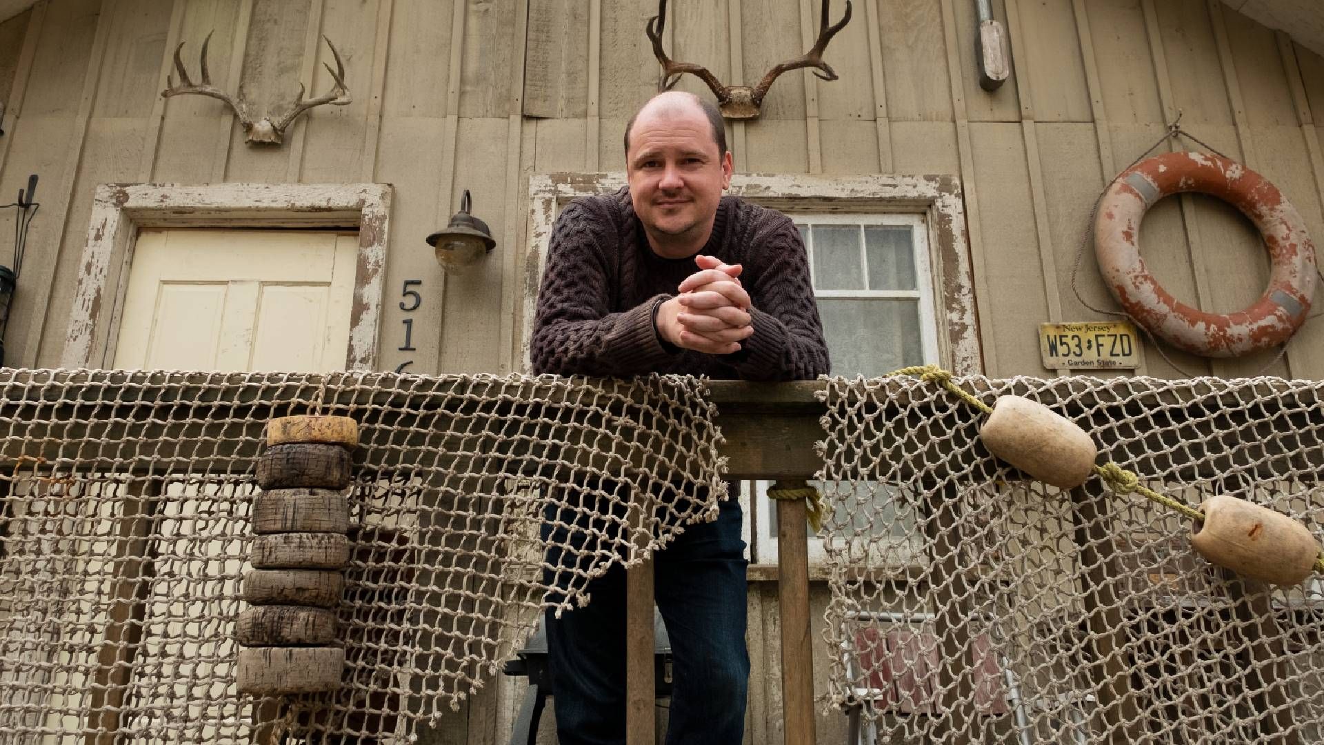 Mike Flanagan dreams of directing a new Jaws or Jurassic World movie