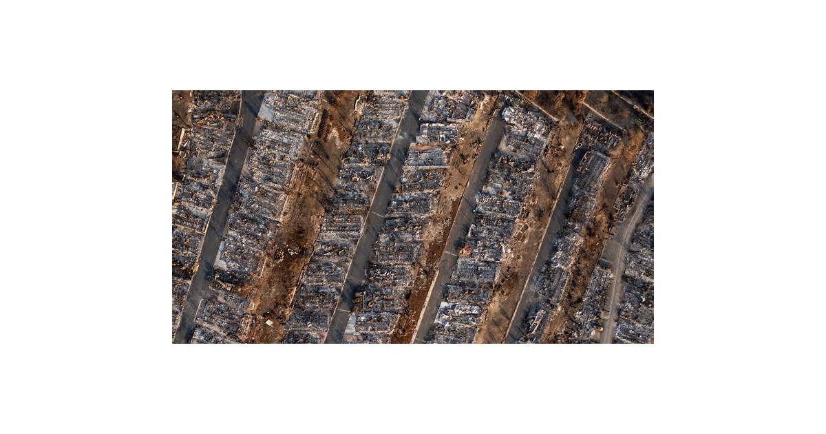 Hedge Funds Snap Up LA Fire Deals as Political Backlash Sputters