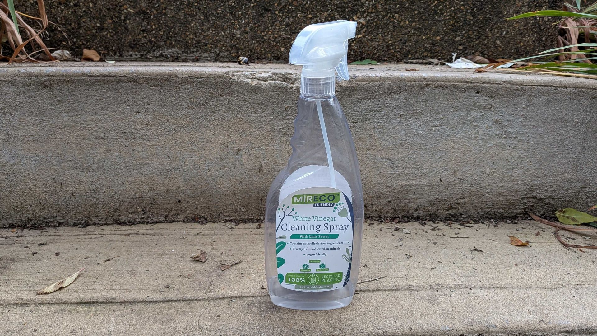 Can I use vinegar to clean my concrete? Here’s what the experts say (and what to do instead)