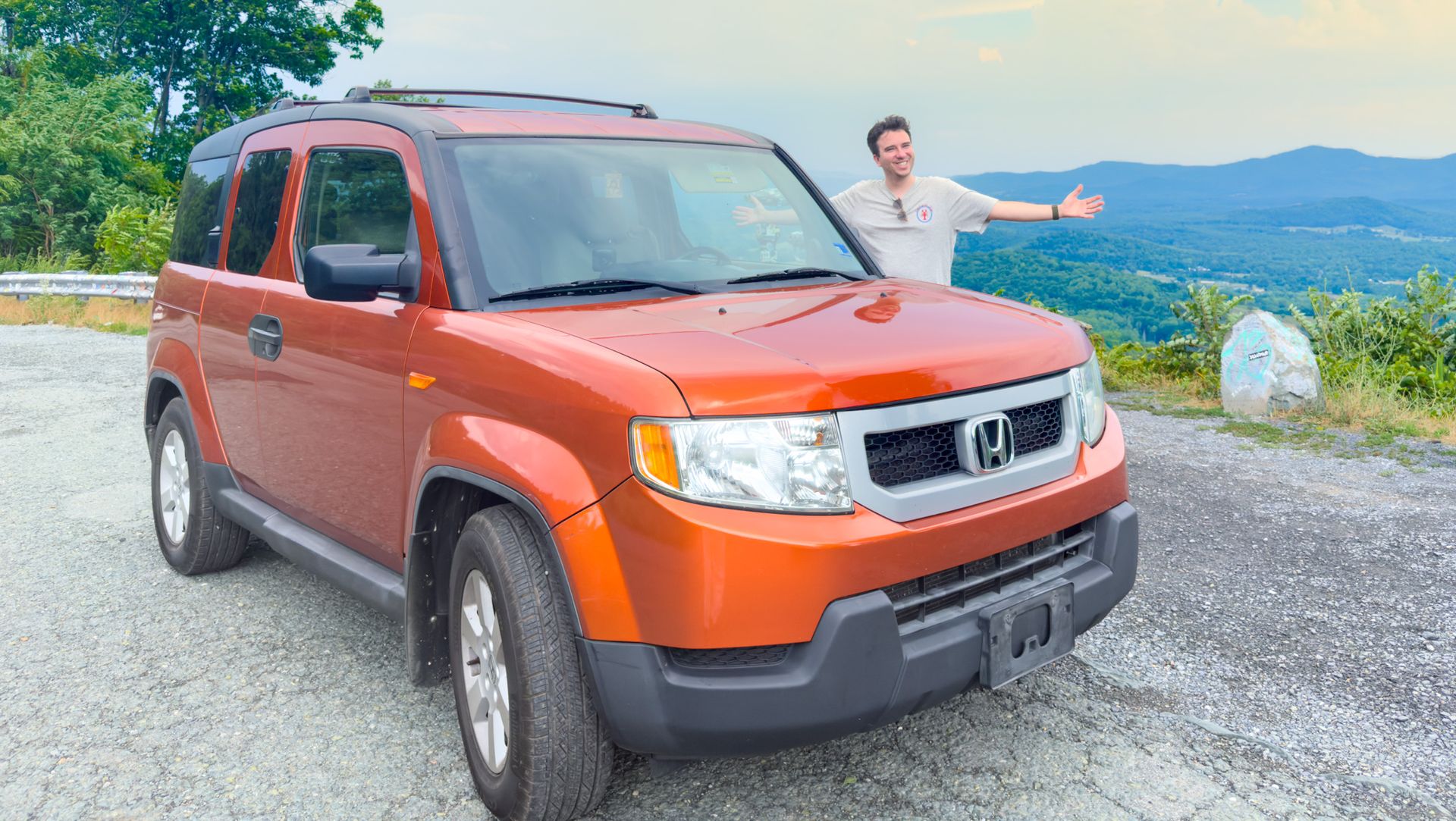 I'm turning a 16-year-old, 220,000-mile Honda Element into an off-grid video studio — follow my journey