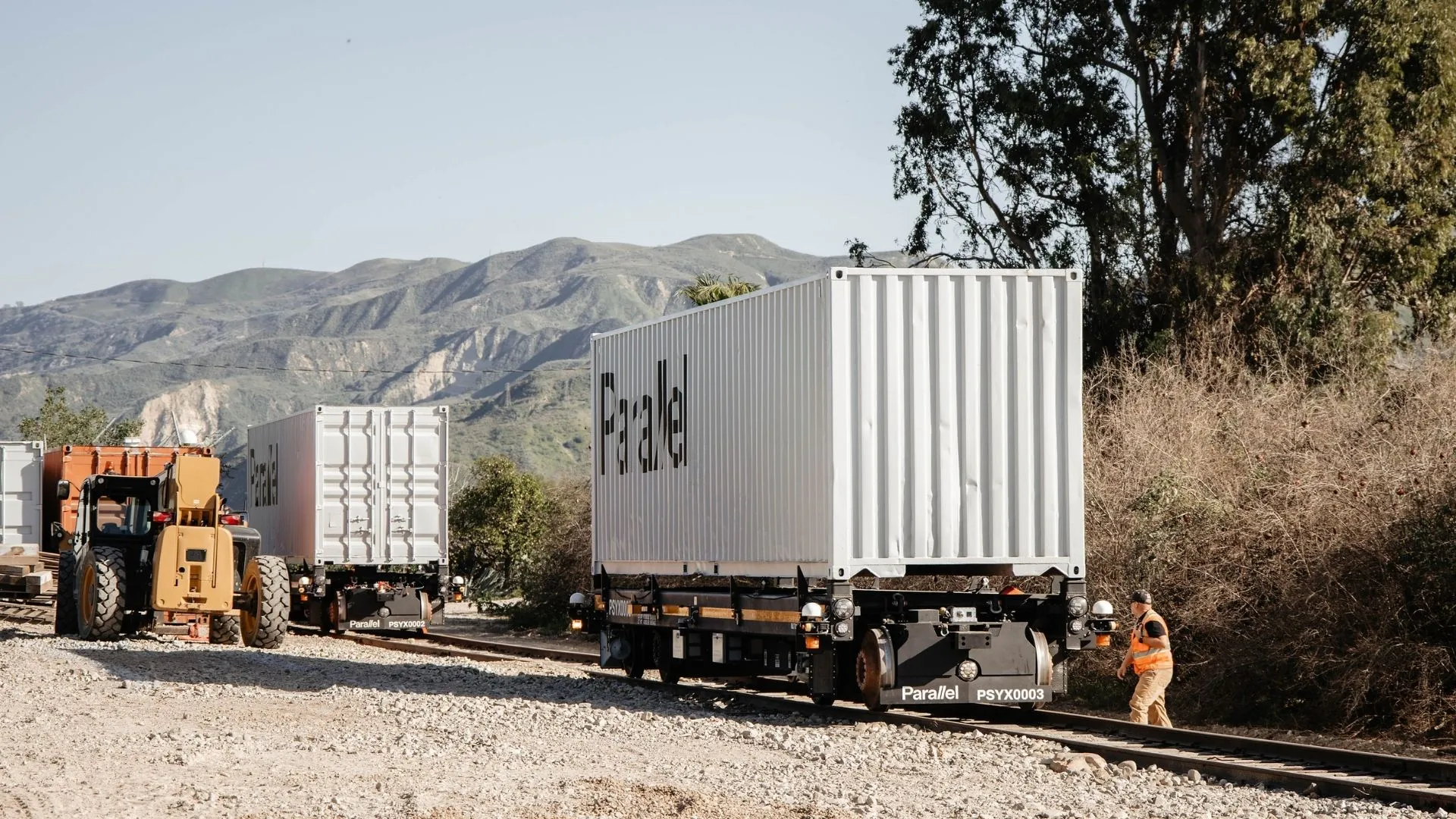 Self-propelled Panther railcars get $100 million boost for commercial rollout