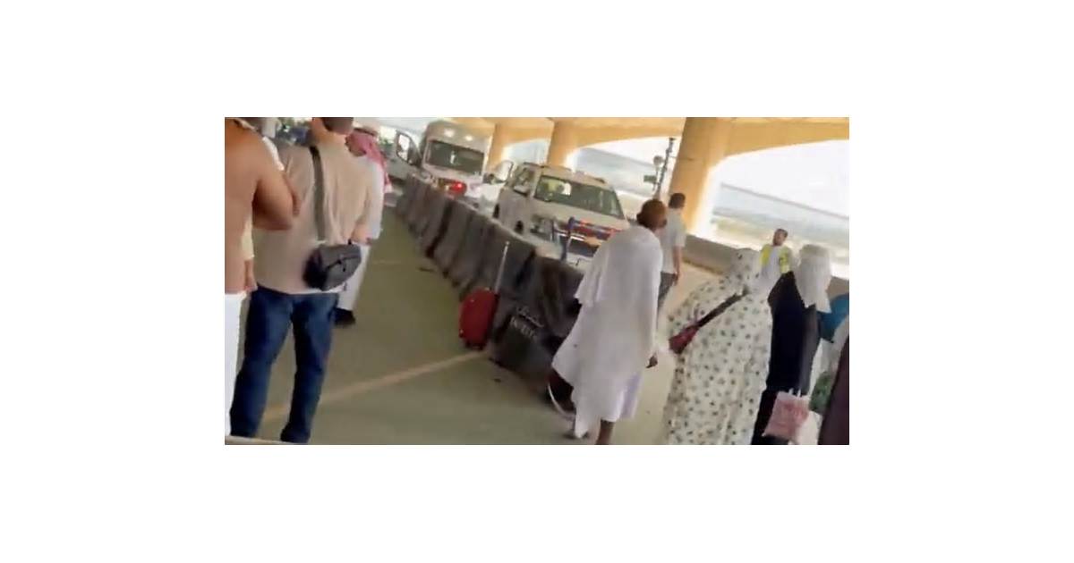 Yemen's Houthis renew warning over Saudi airports after deadly Riyadh attack