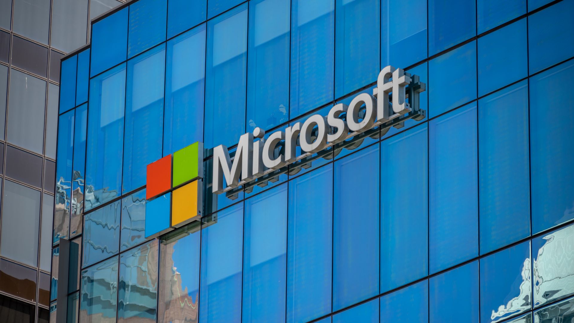 Creator of free Adobe clones unveils open-source Microsoft Office Excel, PowerPoint, and Word replications