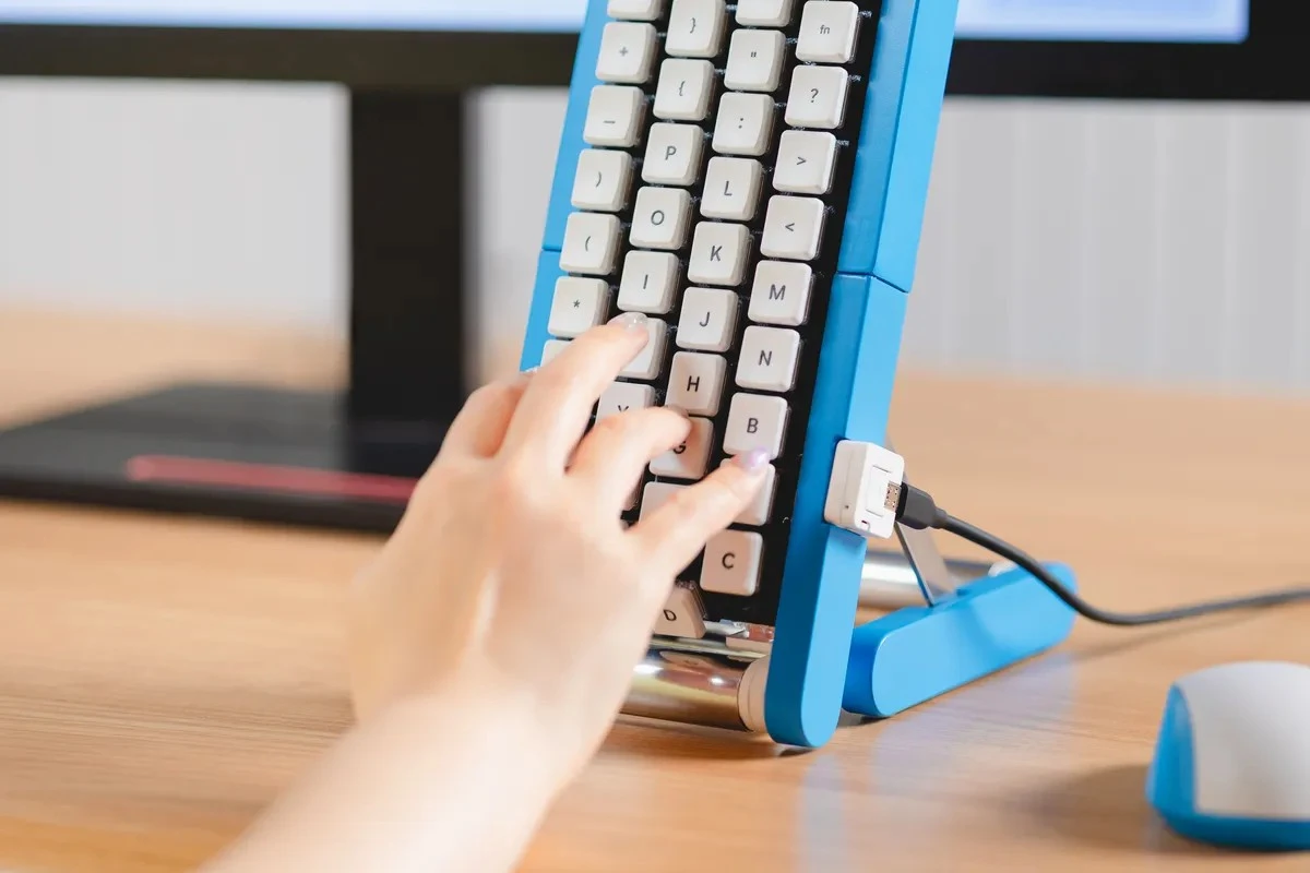 Google Japan puts 116 keys on conveyor belts because typing was too easy