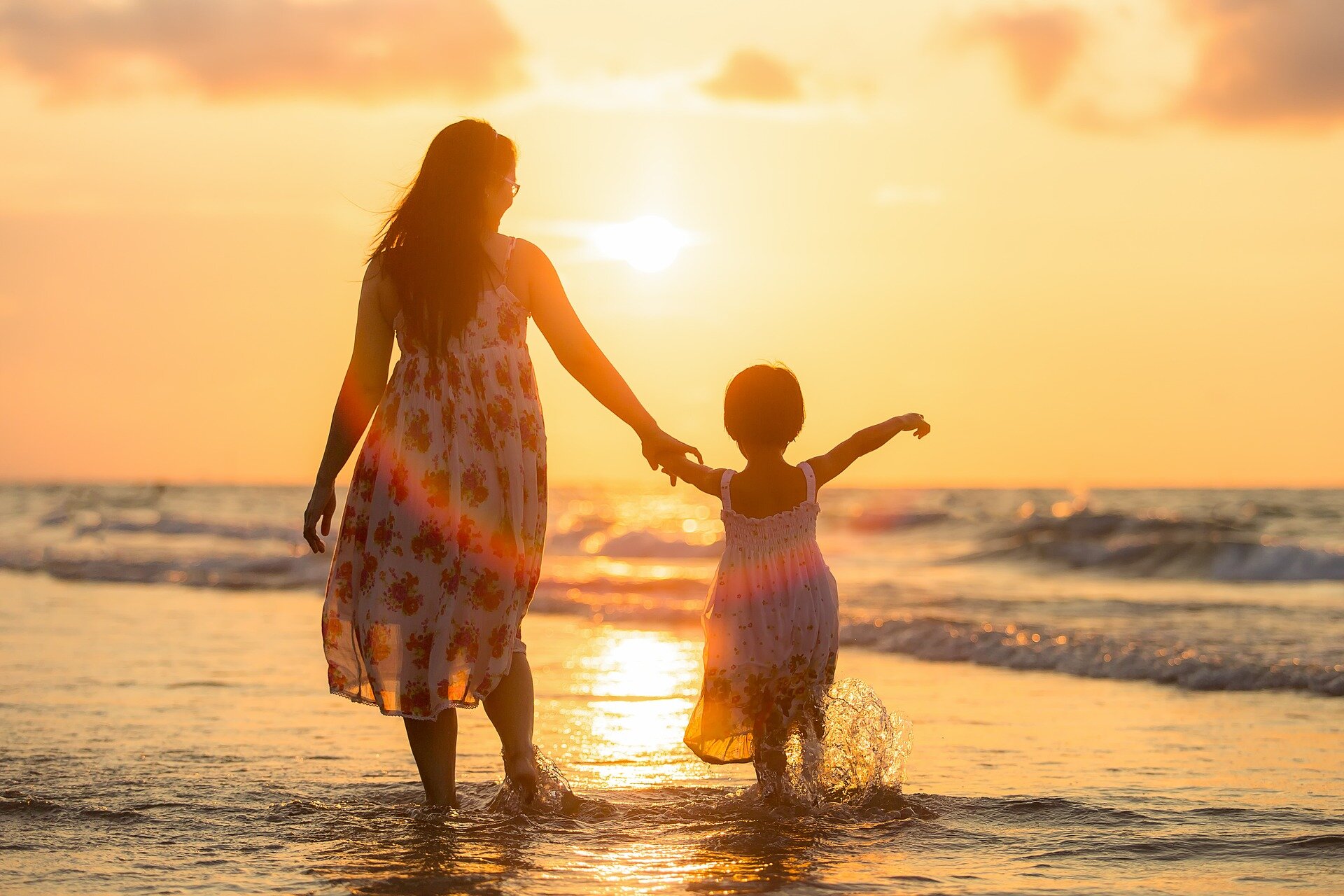 Study finds positive parenting teaches children how to experience joy—and could lead to better mental health