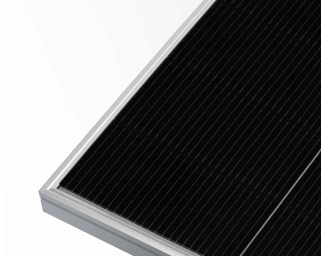 Risen releases 23.5%-efficient anti-glare heterojunction solar module