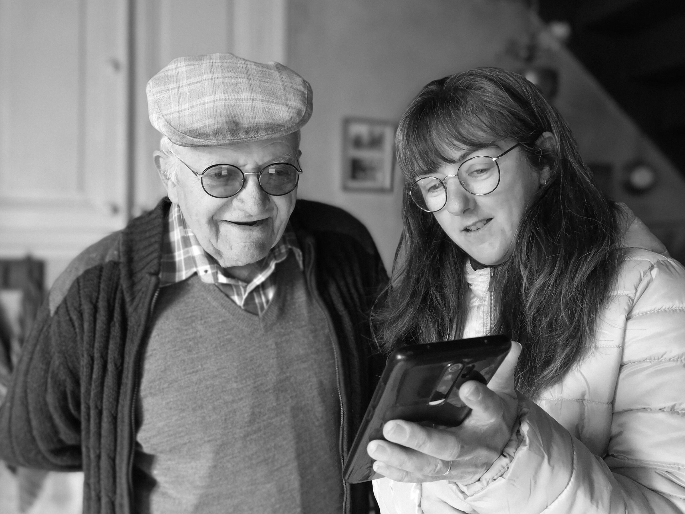 Relationship study finds helping dementia patient supports even their spousal caregiver