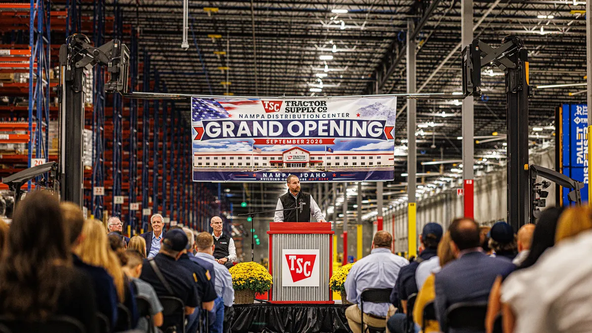 Tractor Supply opens Idaho distribution center with automation, dedicated AI team