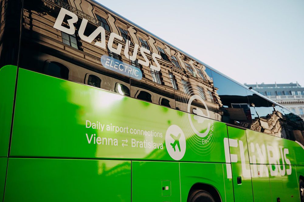 Blaguss and FlixBus deploy 8 Yutong electric coaches on Vienna-Bratislava route