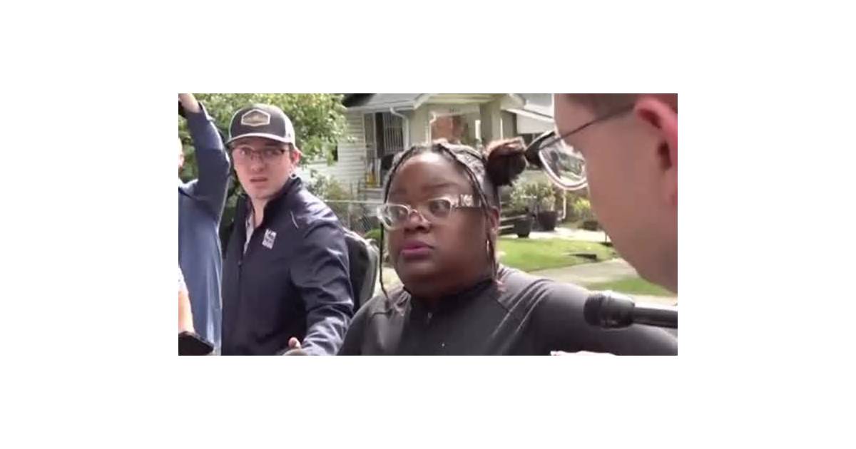 'This is crazy,' says witness in DC after Ilhan Omar raid