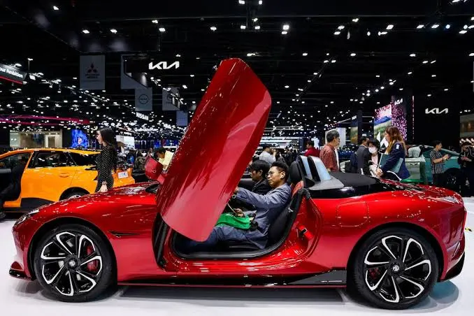 Chinese Automakers Double Paris Car Show Presence with 20 Brands