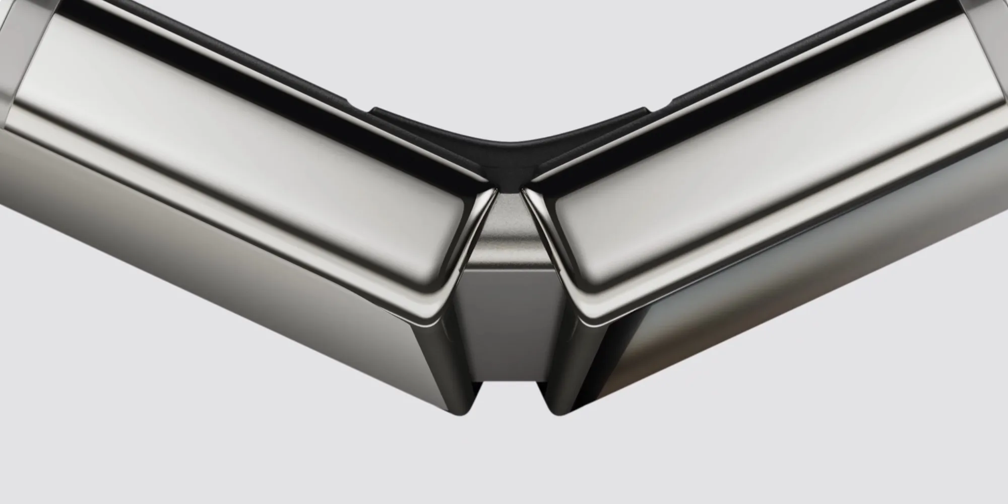 The iPhone Duo’s cooling system hides a clever trick inside its hinge