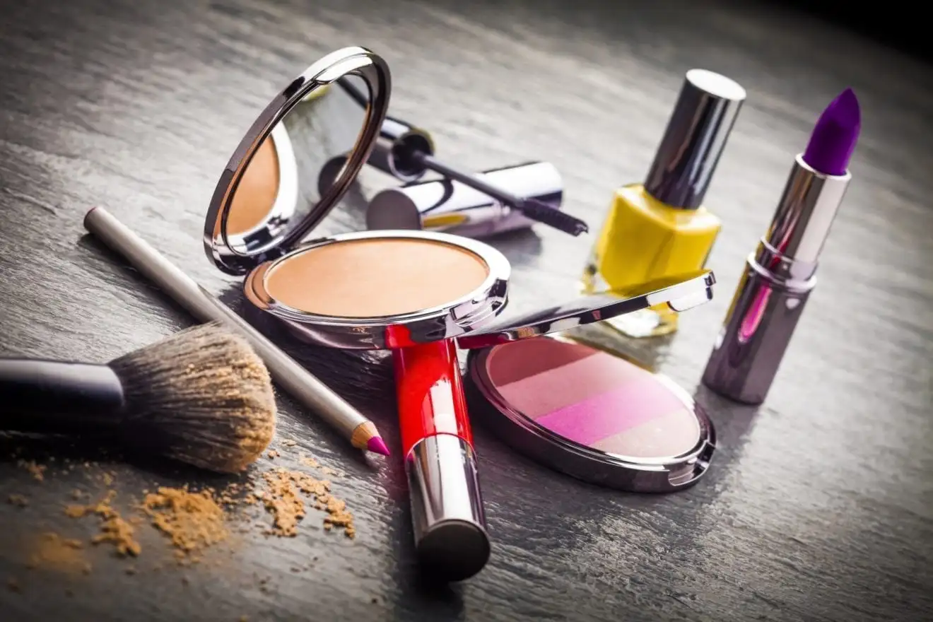 Vietnam Cosmetics Stores Reach 574 as Hasaki Leads Expansion