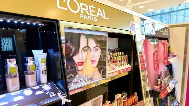 L’Oréal Unveils 510-Square-Meter Airport Beauty Show at TFWA 2025