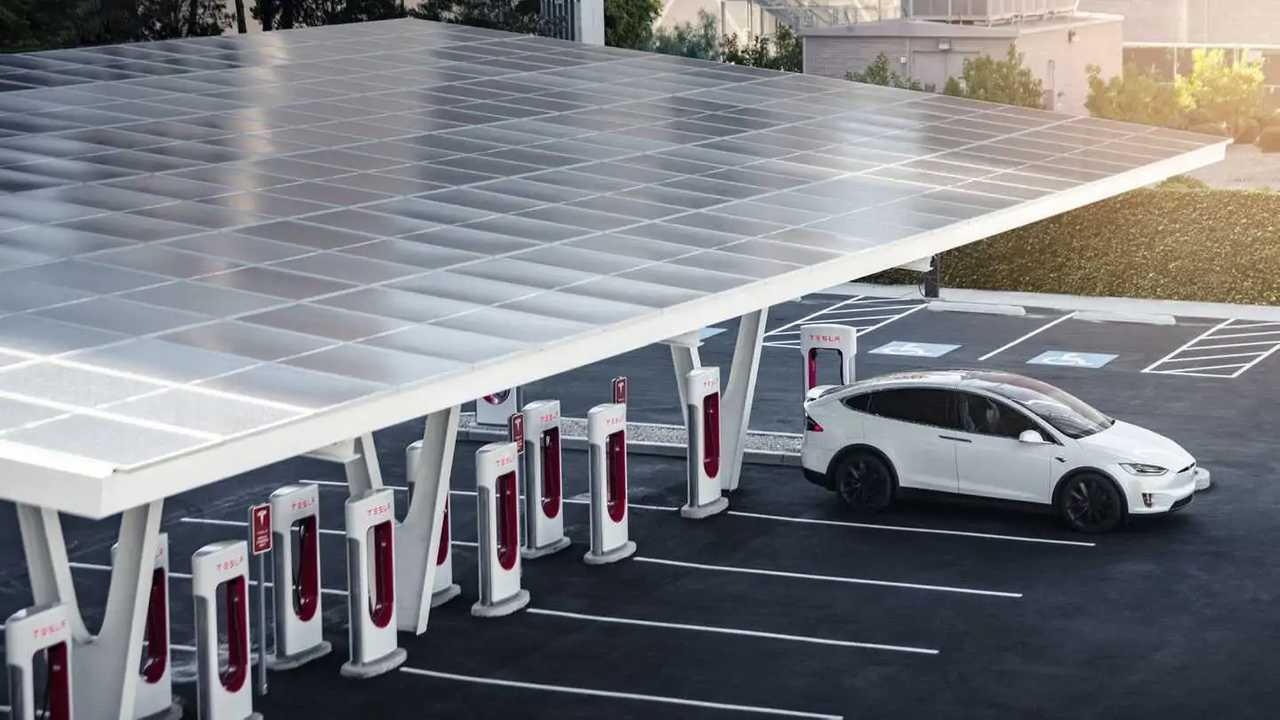 US EV Sales Plunge 30 Percent As Europe’s Market Share Climbs To A Record High