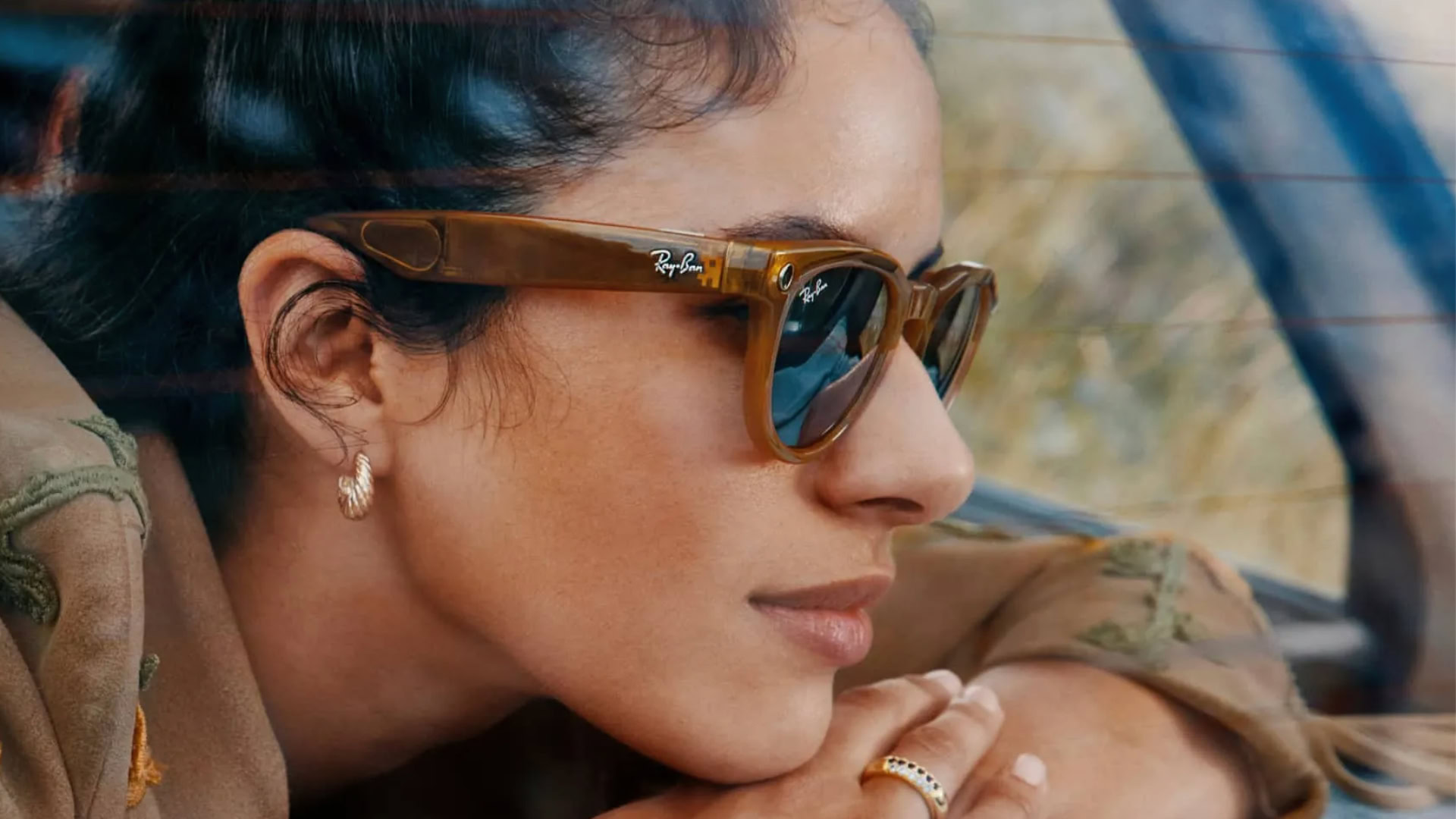 Big surprise: Some Ray-Ban Meta owners say their glasses are listening without being asked