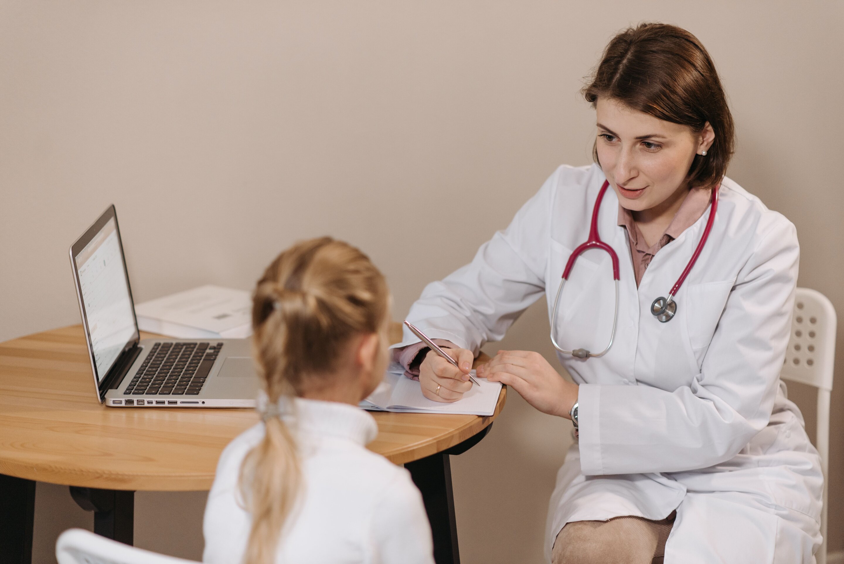 Opioid prescriptions during pregnancy linked to higher rates of childhood hospital admission