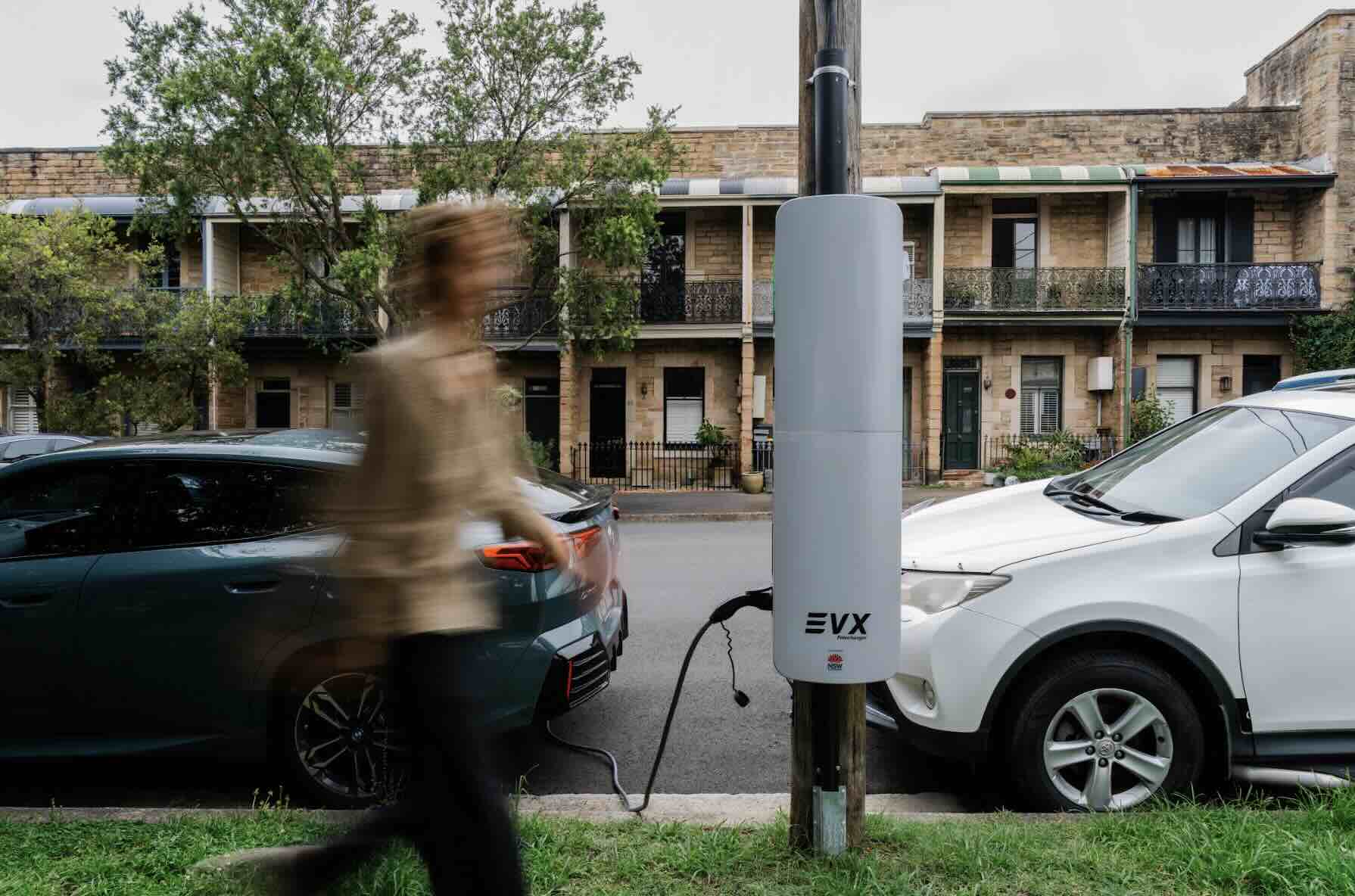 EVX unveils Australian-made pole-mounted DC “fast charger” for electric cars