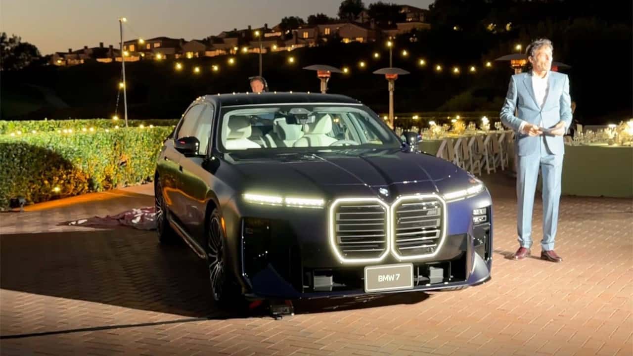 BMW Brings Back The V8 7 Series: Meet The New M760