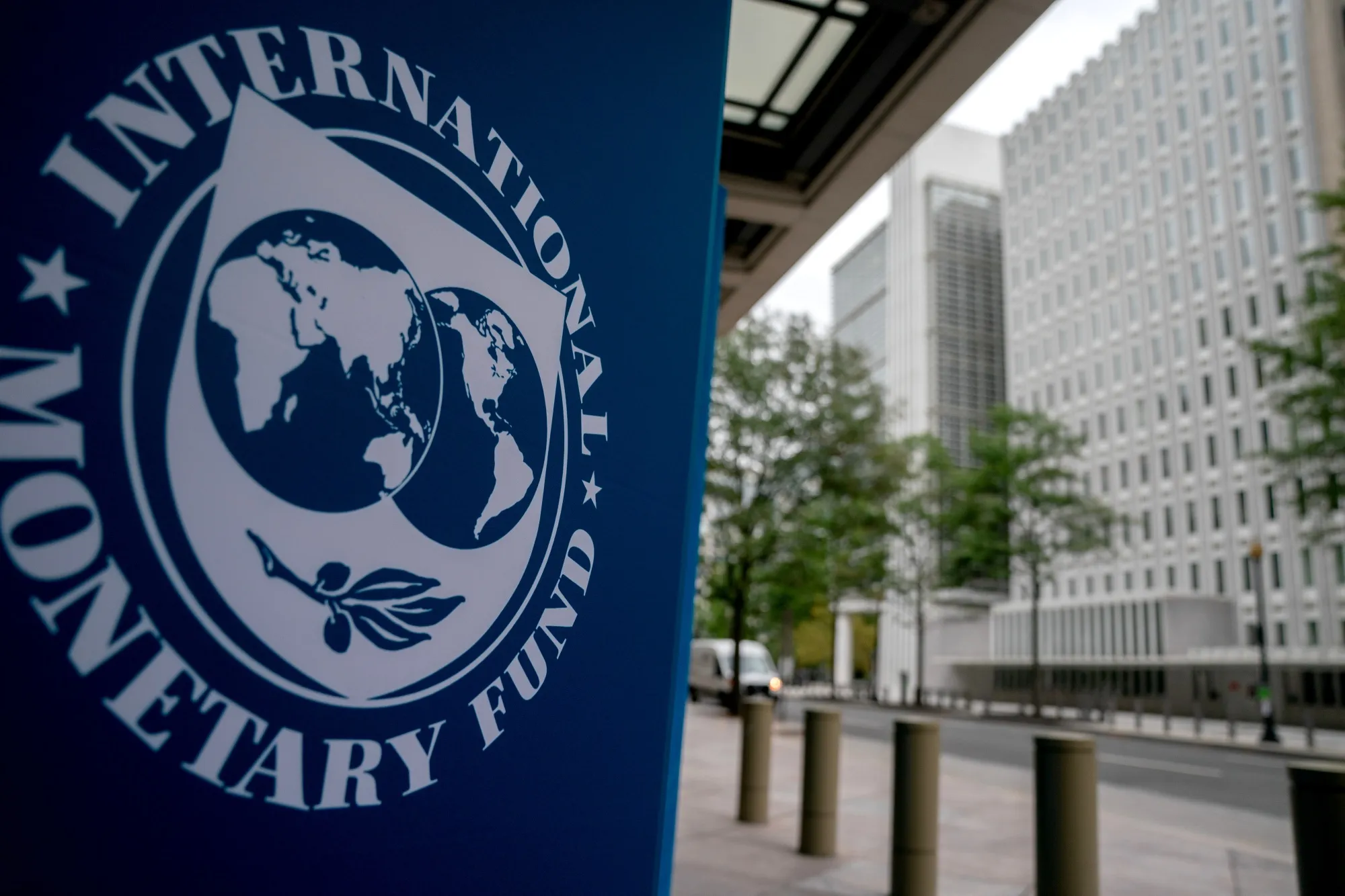 IMF Raises Taiwan 2026 Growth Forecast to 10.7% on AI Demand