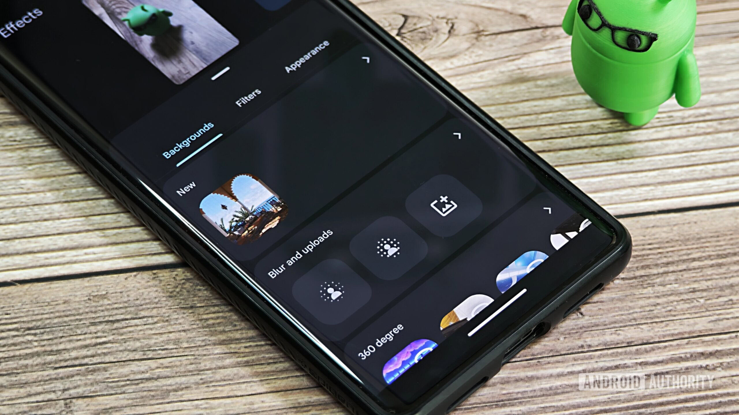 This Google Meet upgrade makes large meetings less awkward on Android