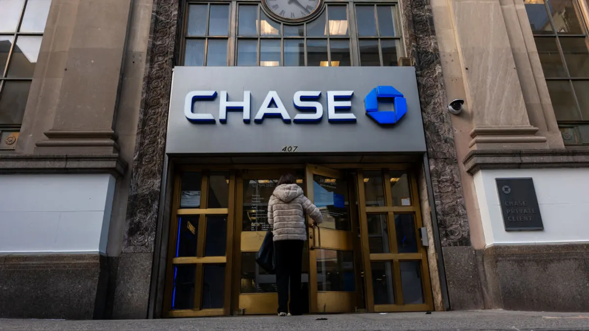 JPMorgan to livestream fraud-fighting event to 700 branches