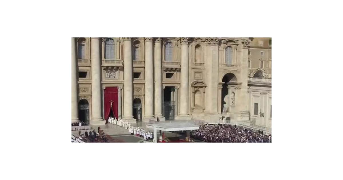 Catholics wanted to see the pope. They prayed for his recovery instead.
