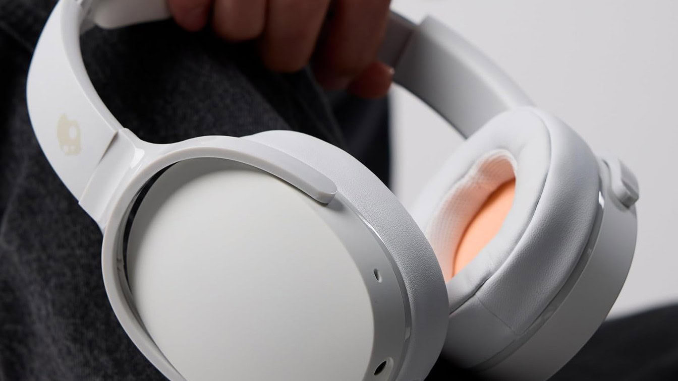 Rare Skullcandy Hesh Evo deal cuts 43% off the highly rated headphones