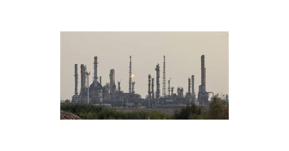 Houthi Attacks Escalate, Leaving MBS Facing a Major Crisis