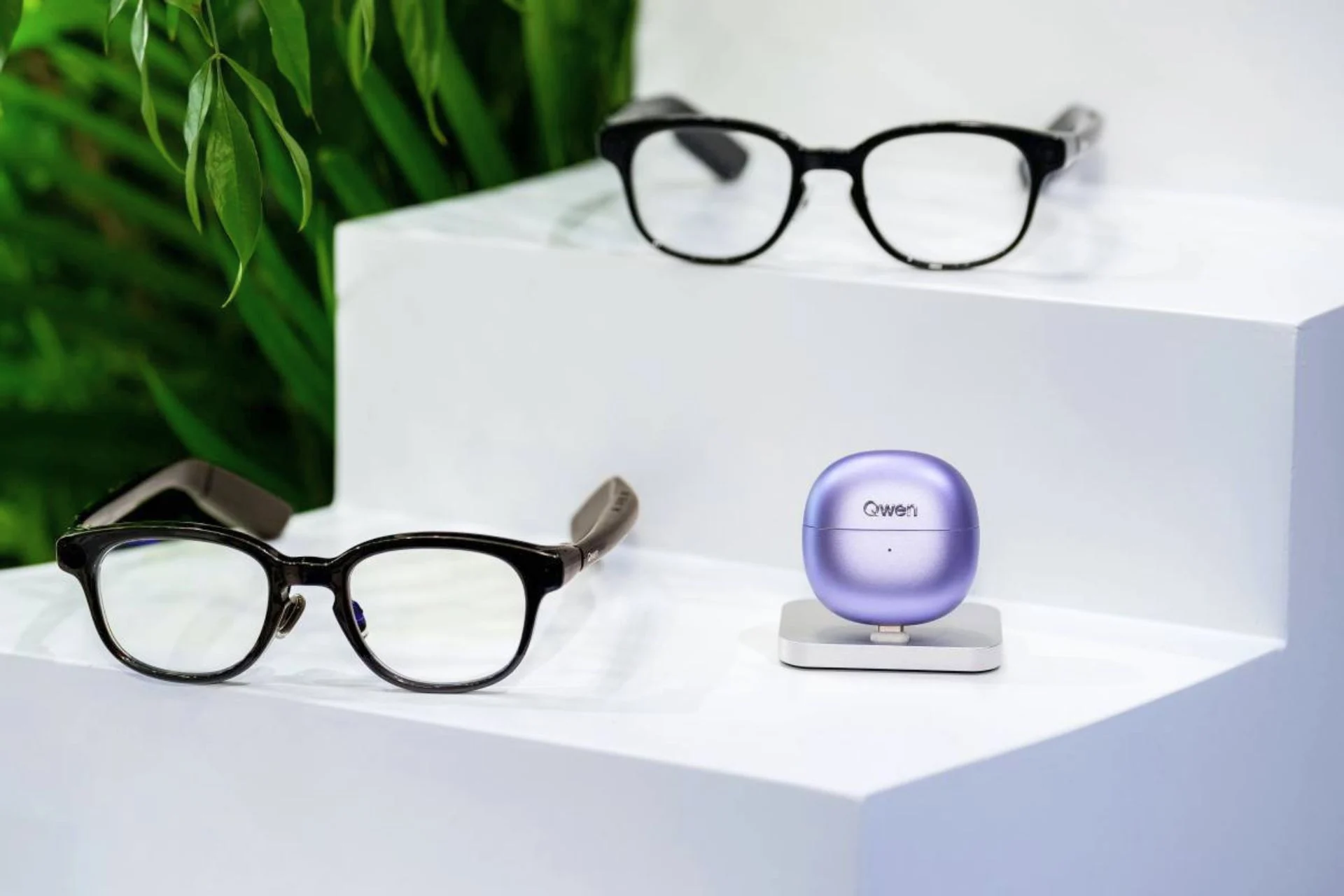 China’s Smart Glasses Are Once Again Making Meta Look Silly