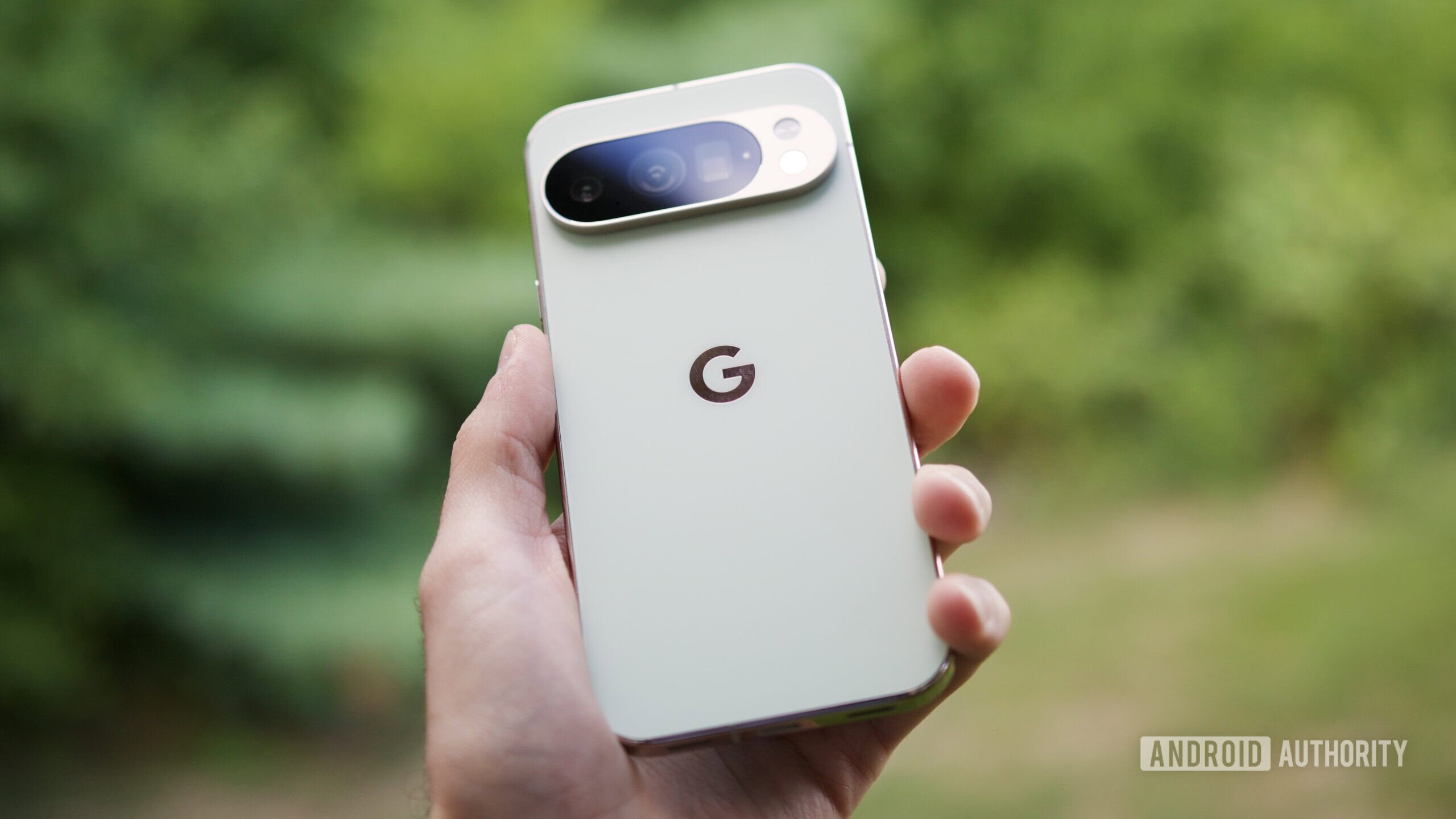 Pixel users report frustrating screen animation bugs after Android 17 QPR1 update